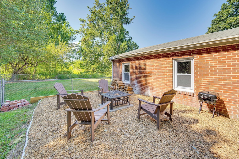 York Farmhouse Hideaway Near Lake Redman