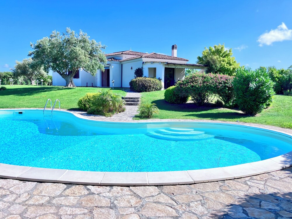 Countryside Villa With Private Pool and sea View view 4