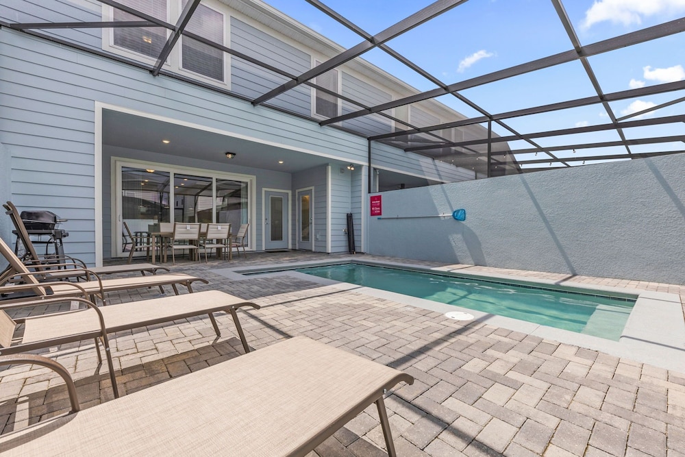 1264 Blue Island Drive