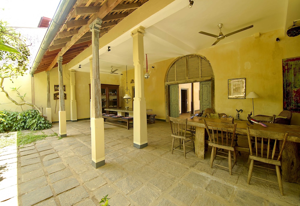 79 Galle