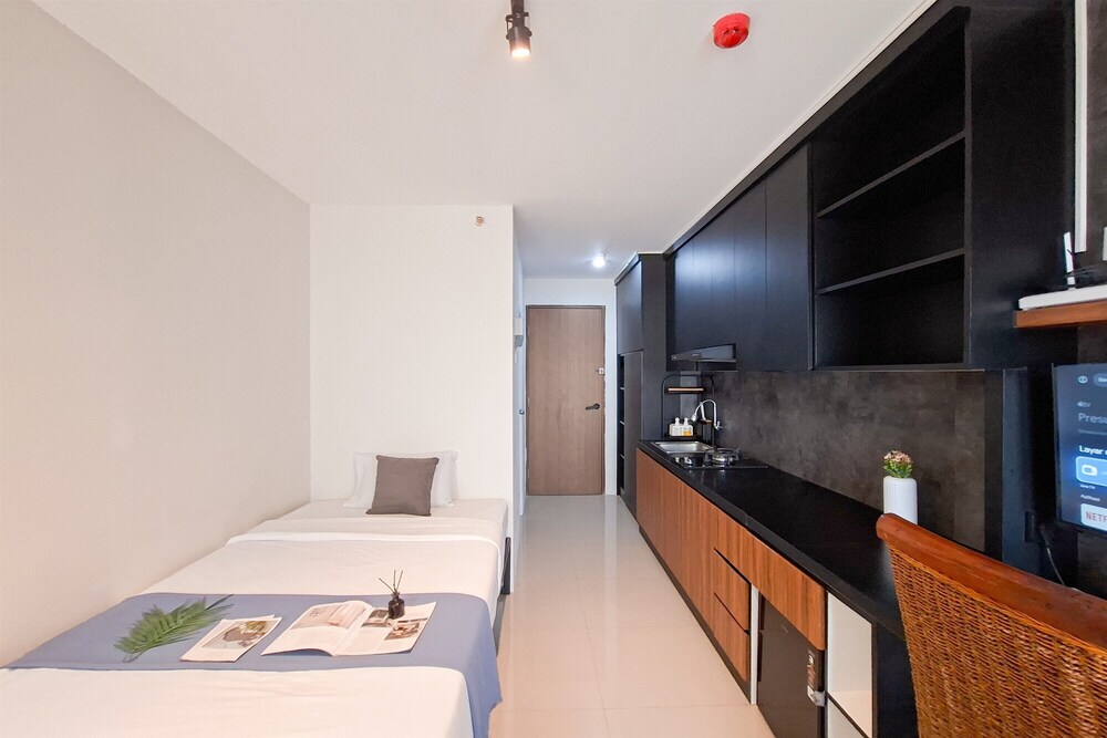 Minimalist Studio Apartment At Sudimara Forestwalk