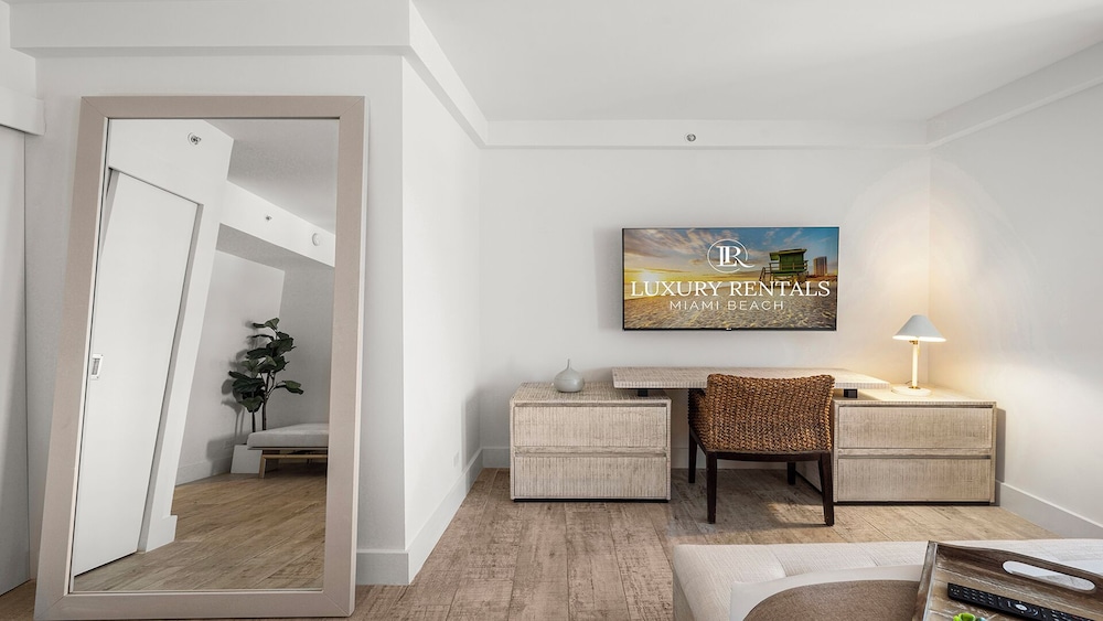 Luxury Vacation Rentals at 1 Hotel & Homes by LRMB
