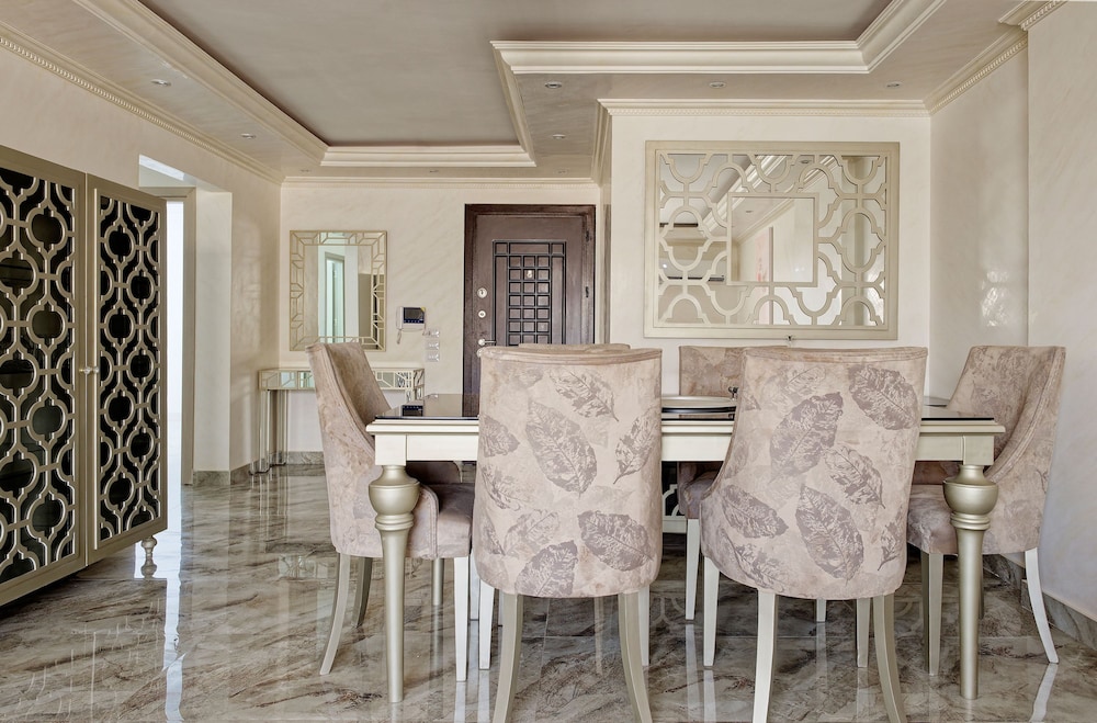 Vesta - Luxury Apartment - 2BR - Almaza