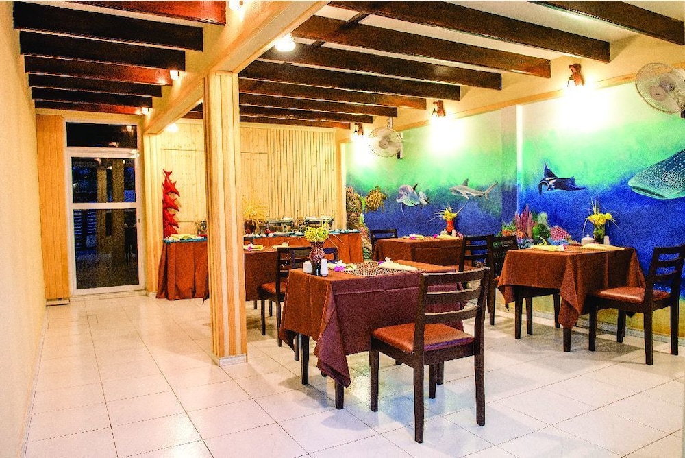 South Ari Inn