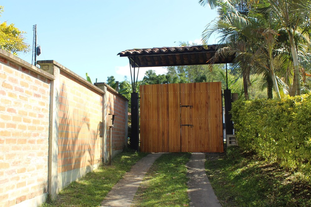 Photo 27