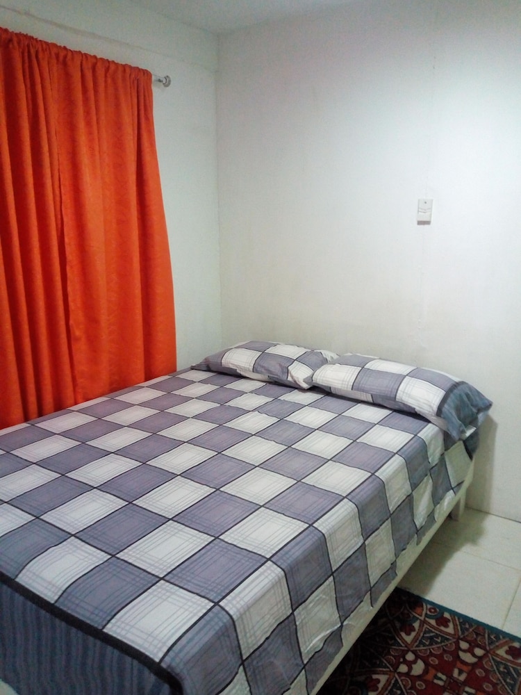 Room in Guest Room - Posada Green Sea San Luis Pesos view 3