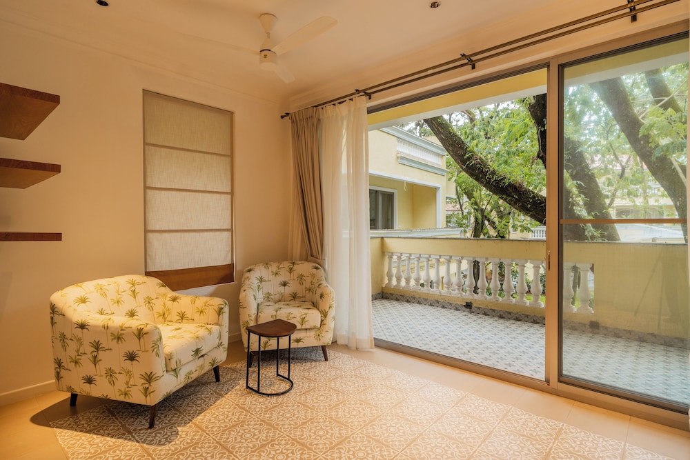 ELIVAAS Kensho Hibiscus 3BHK Villa