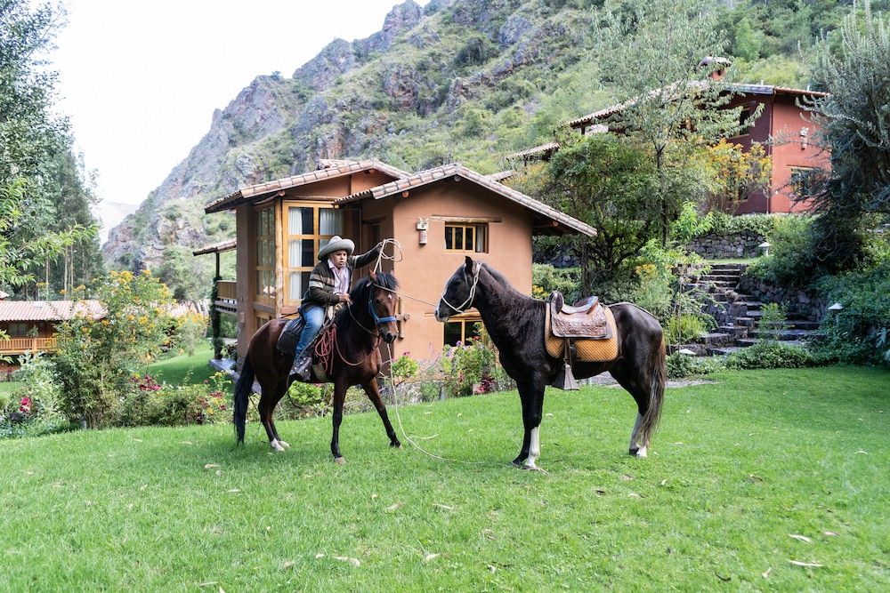 Sacred Dreams Lodge