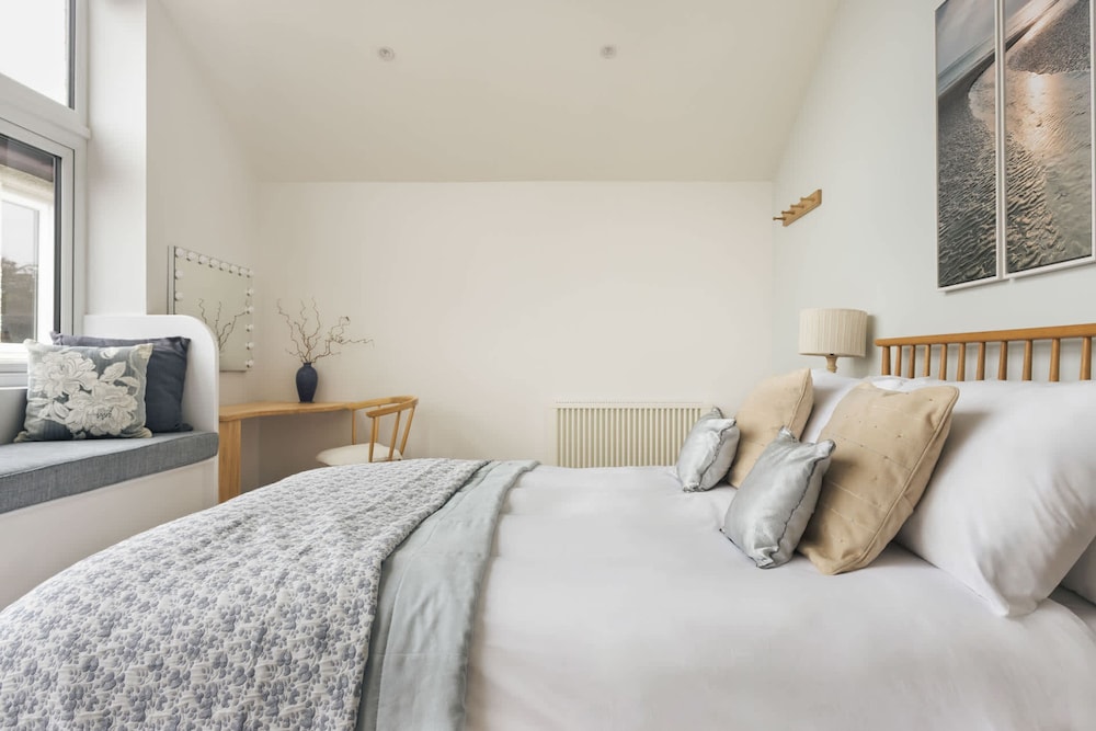 The Lookout With 1 Bedrooms and 1 Bathrooms