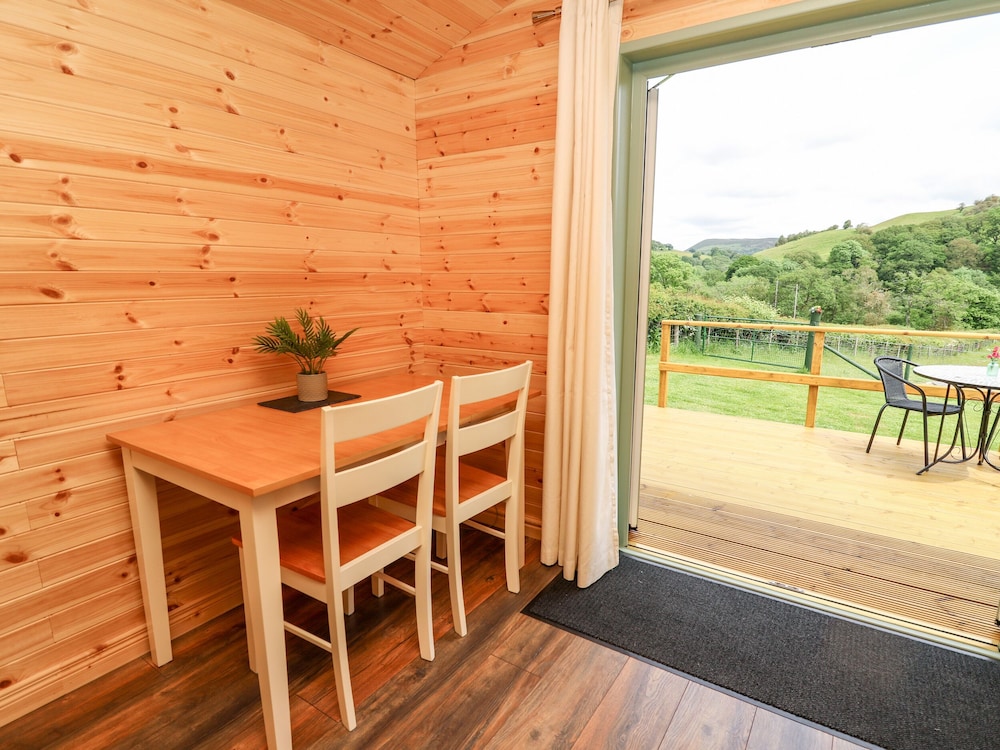 Hwyl