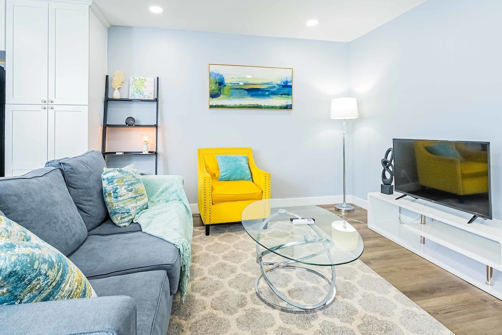 2b2b APT Close to Rose Parade and Pasadena Oldtown