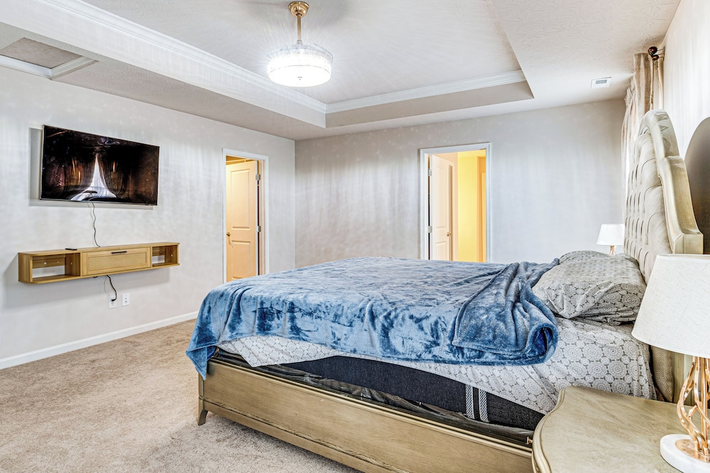 15 Mi to Dtwn Indianapolis: Family-friendly Home!