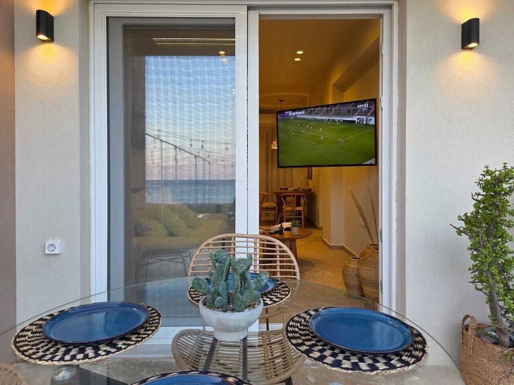 JM Dēos Suites