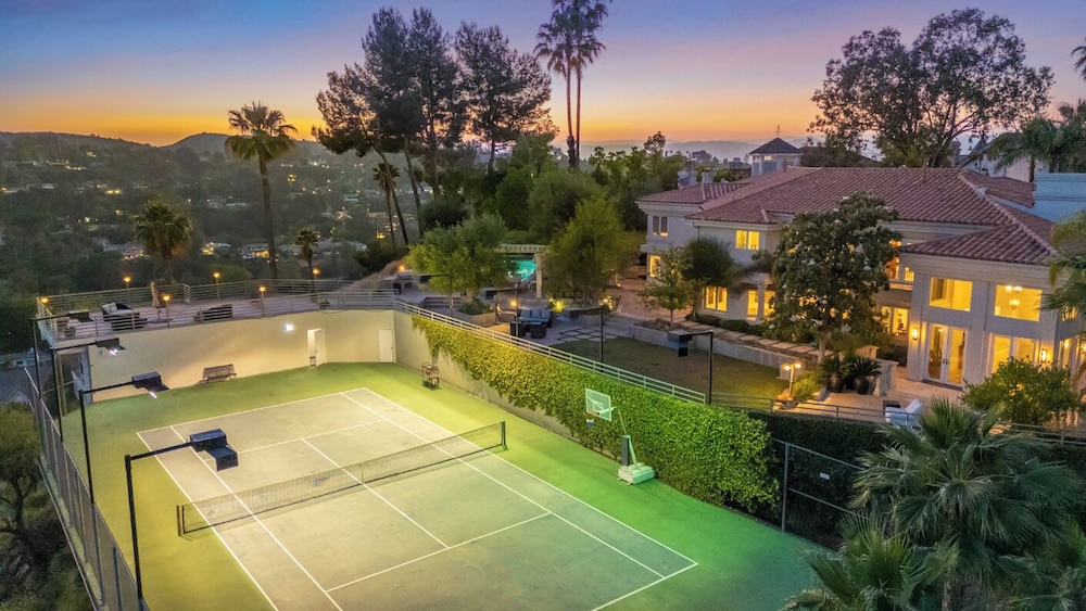 Villa Clarinda - Architect-designed Dream Estate With Theater & Outdoor Oasis