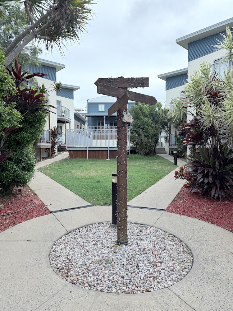 Emu Park Beach Resort