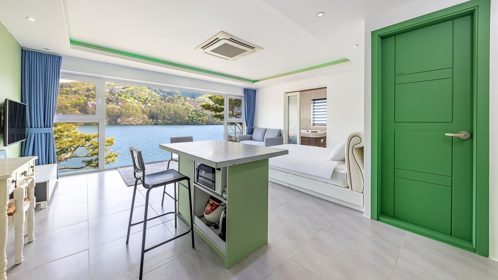 hotel room