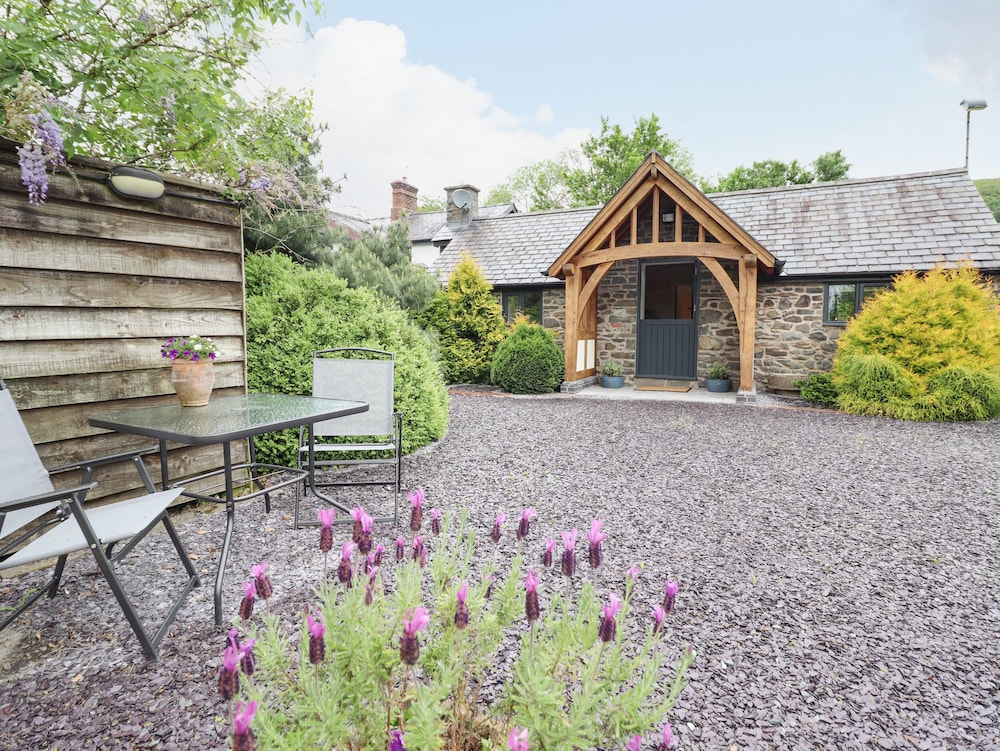 The Talkhouse Cottage
