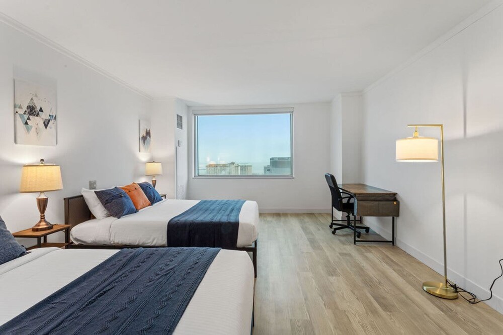 Cozysuites at Showboat 1BR 2BA Oceanfront Villa, Foto 38