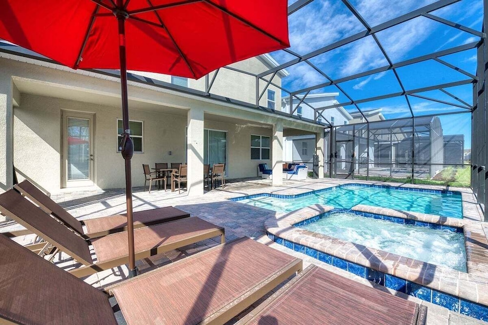 10br Storey Lake Home w/ Game Room, Pool & Spa Near Disney