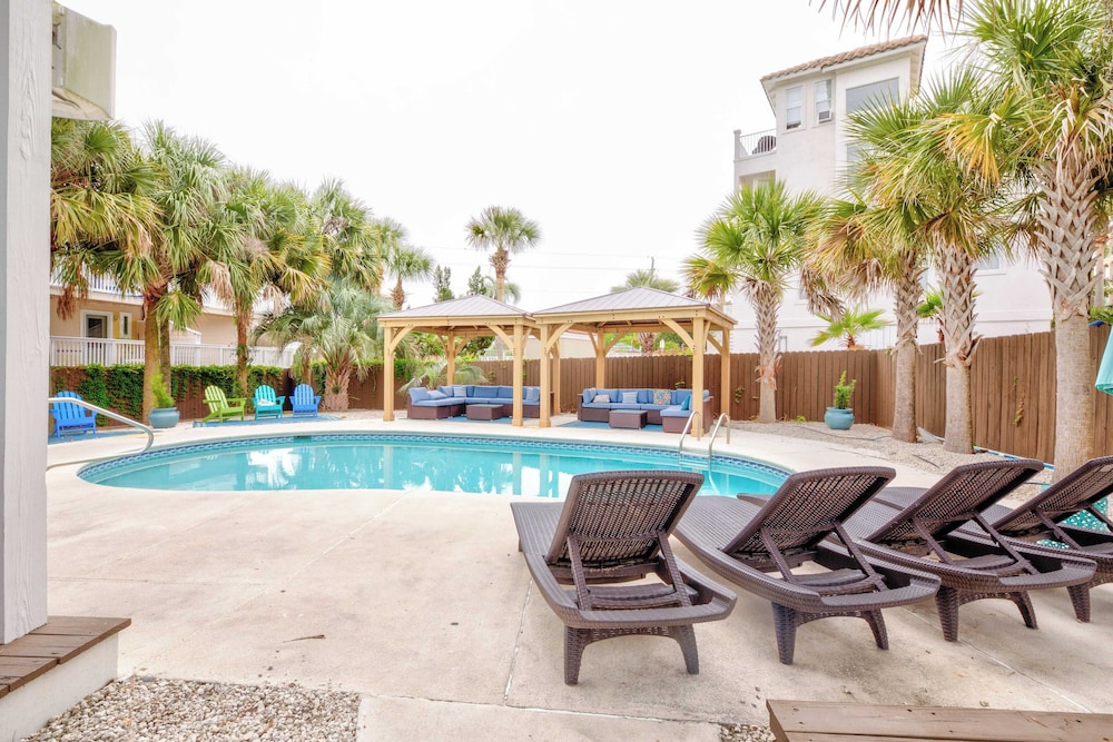 A Piece of Heaven by Avantstay Private Pool, Sleeps 14 Pet-friendly