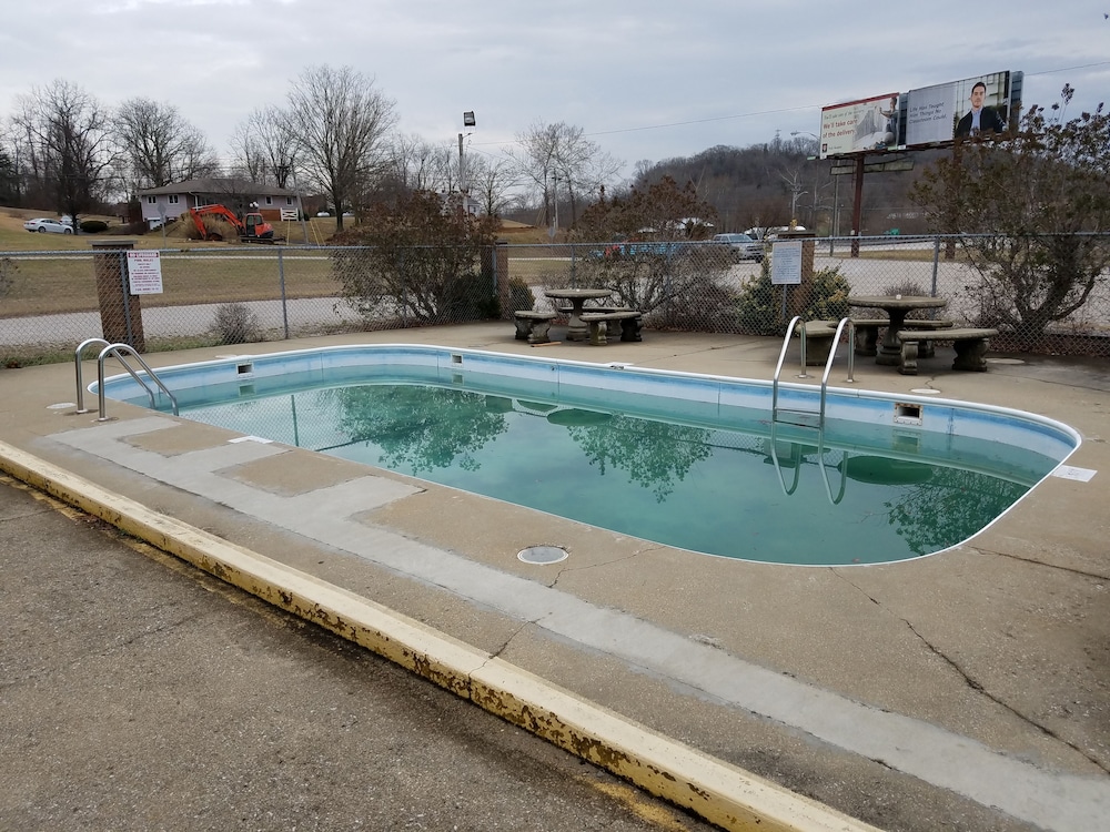 Midwest inn motel