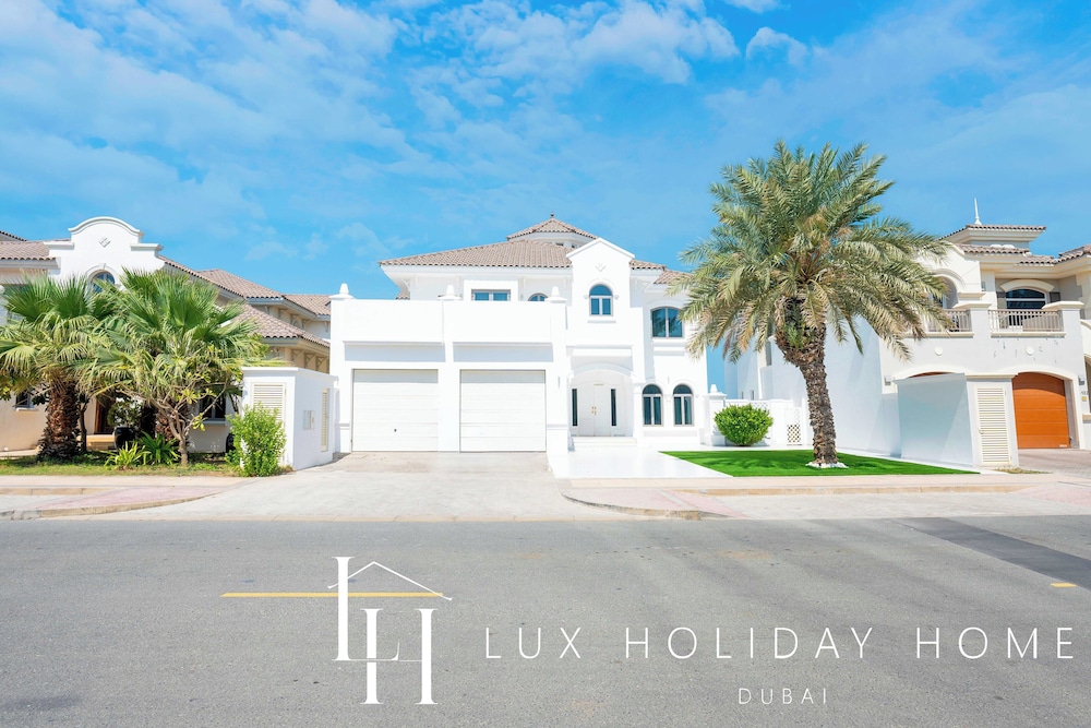 LUX The Ultimate Island Palm Villa