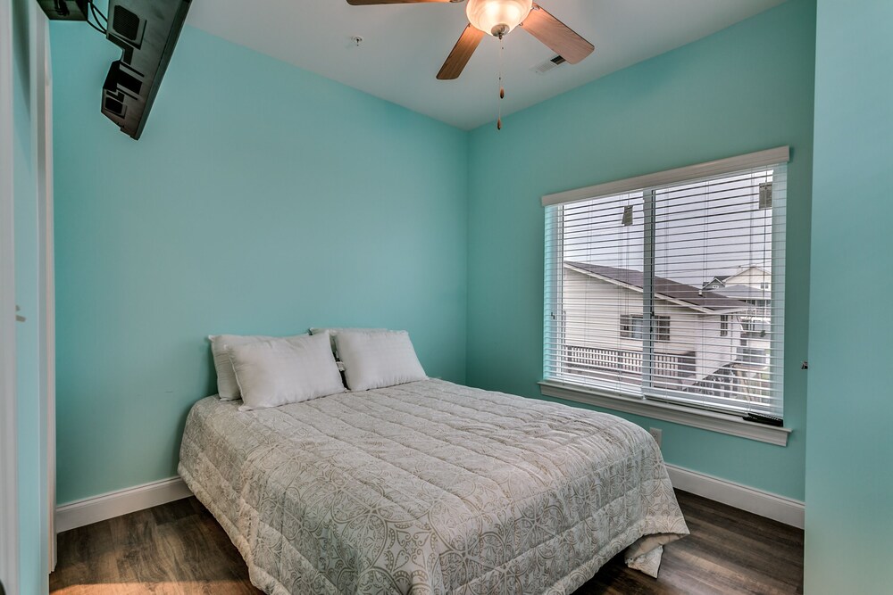 Together Resorts 20th Ave A/B My Myrtle Beach Retreat view 2