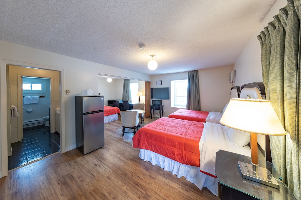 Choice Inn by the Falls - Image 3