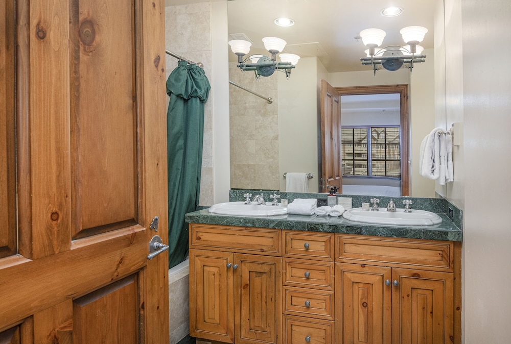 Beaver Creek Resort CO - Townsend Place Vacation Rentals