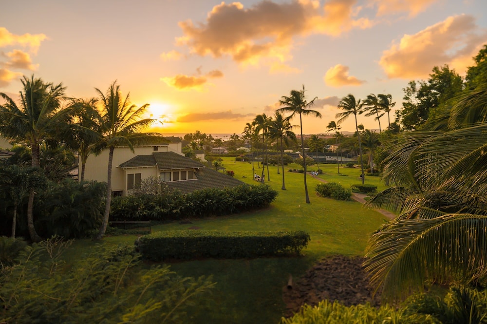 Poipu Penthouse W 2 Beaches Resort Amenities