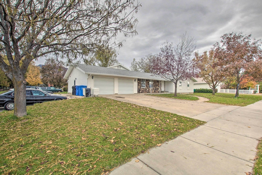 Logan Vacations - North Logan Studio, Walk to Utah State Campus! - Property Image 7