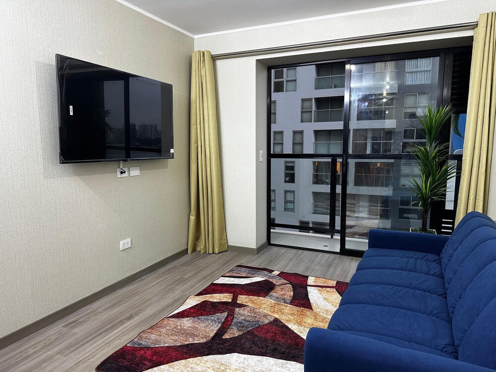 Family Apartment with a View (1309)