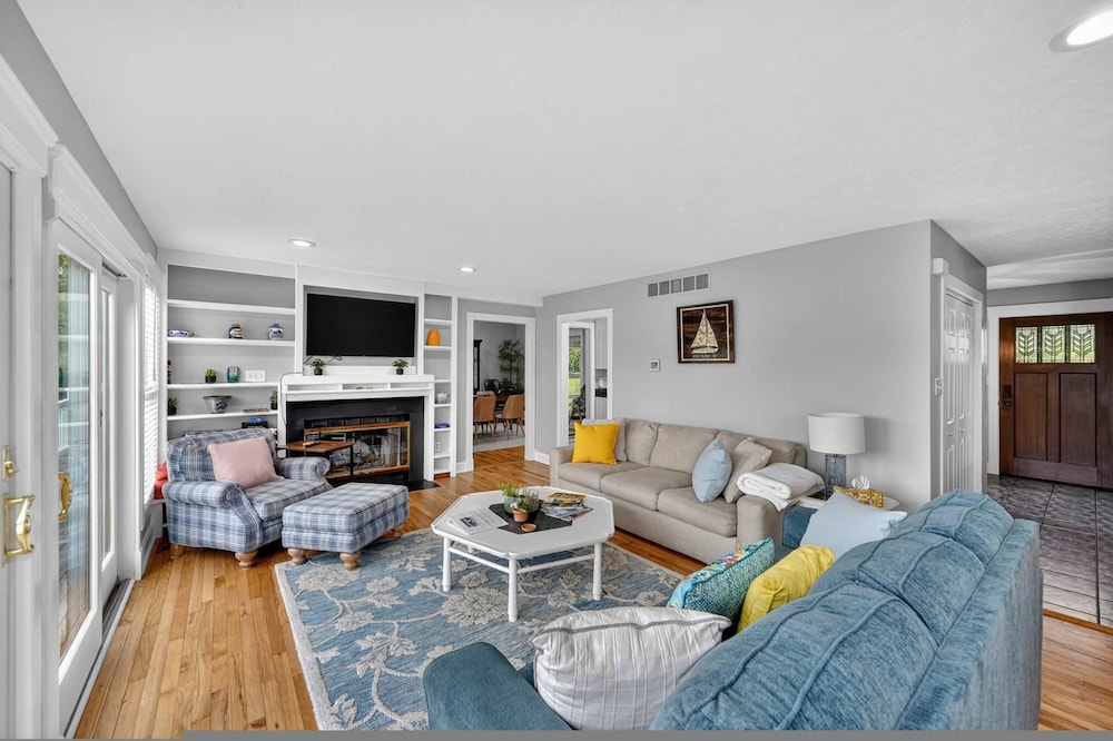 Waterfront Kent Island Retreat 5BR Sleeps 12 Near Weddings Annapolis