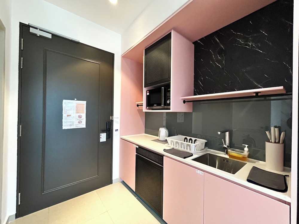 The Paxtonz by Manhattan Group
