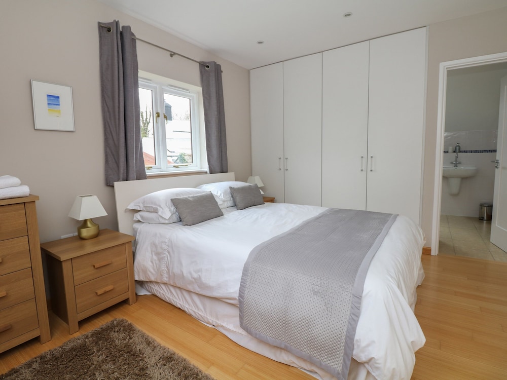 Cholwell Barn Apartment