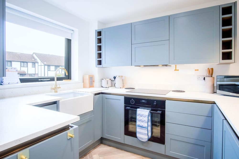 Hatherleigh Drive - 2 Bedroom House - Mumbles