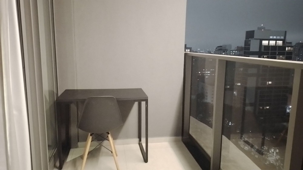 Studio in Condominium With Pool in Paraiso Onp1716