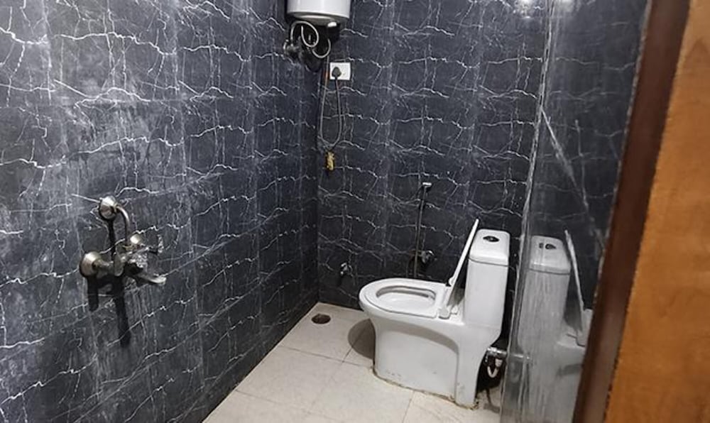 Fabhotel Devi Residency