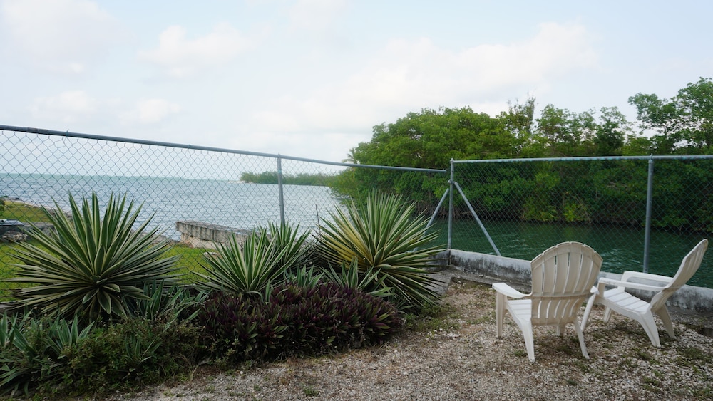 See Belize Vacation Rentals view 4