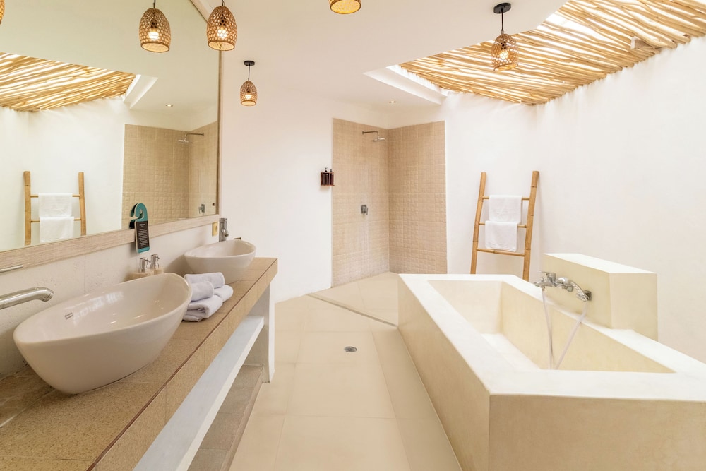 Villa Cocodrilos 2 by Pertama Management