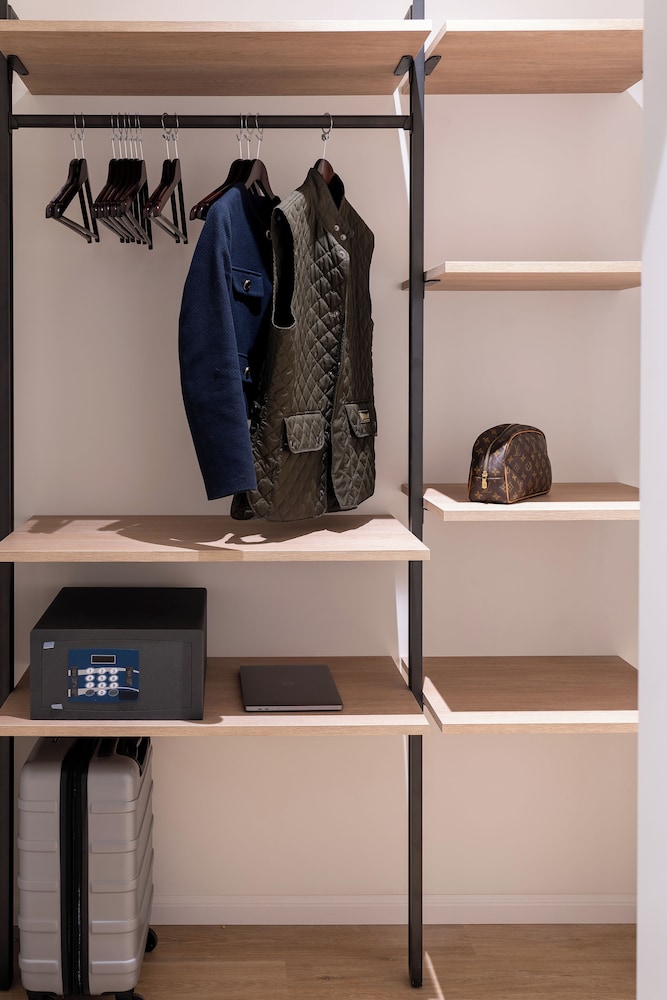 Romart luxury rooms