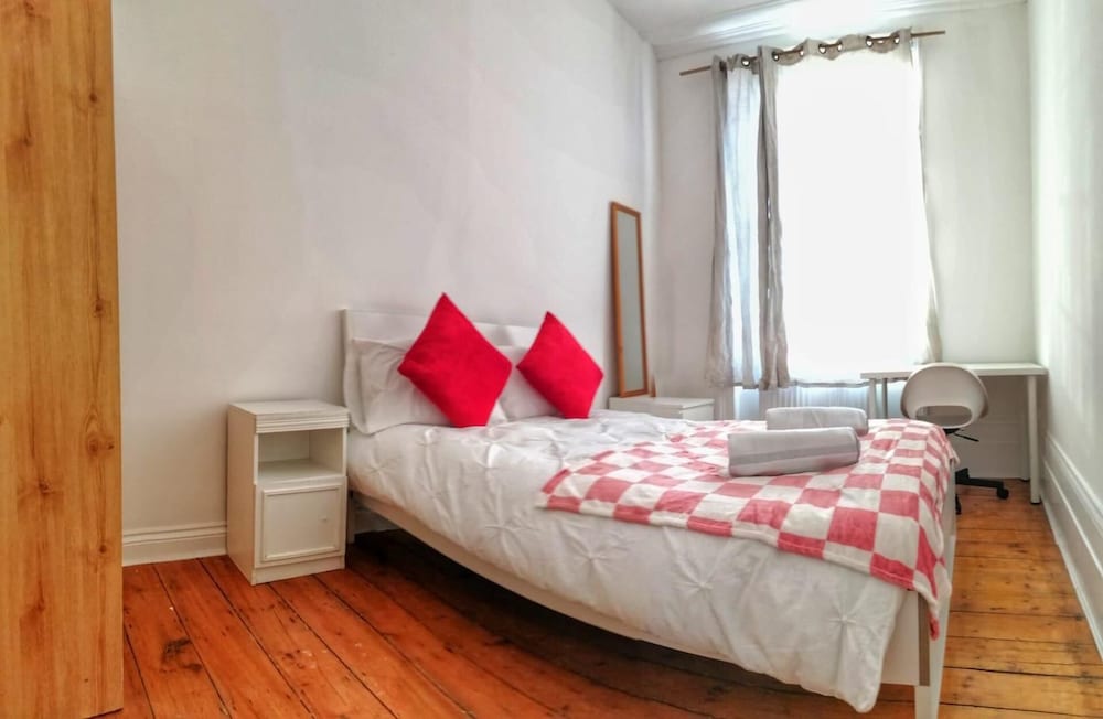 House in Central London - Sleeps up to 16