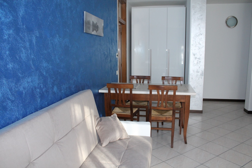 Residence Royal House