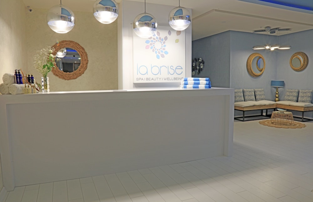Design Plus Seya Beach Otel - Image 16