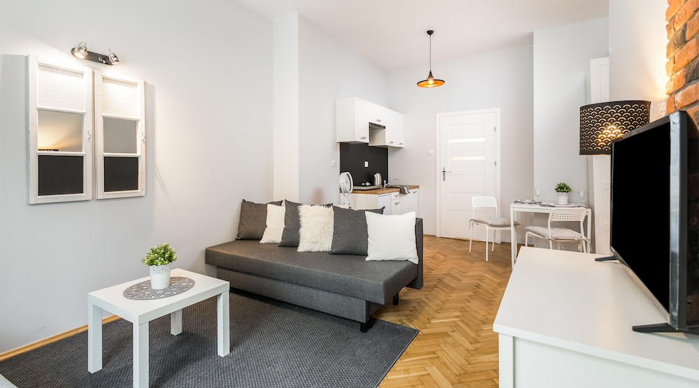 All In Apartments