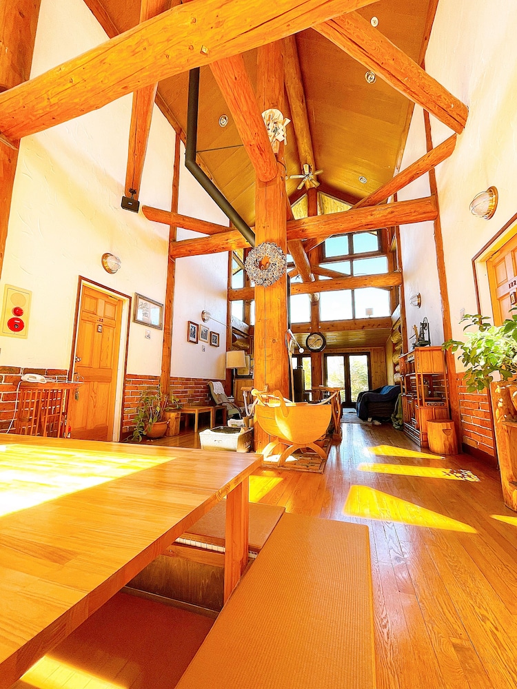 Hakuba Log Hotel Meteor