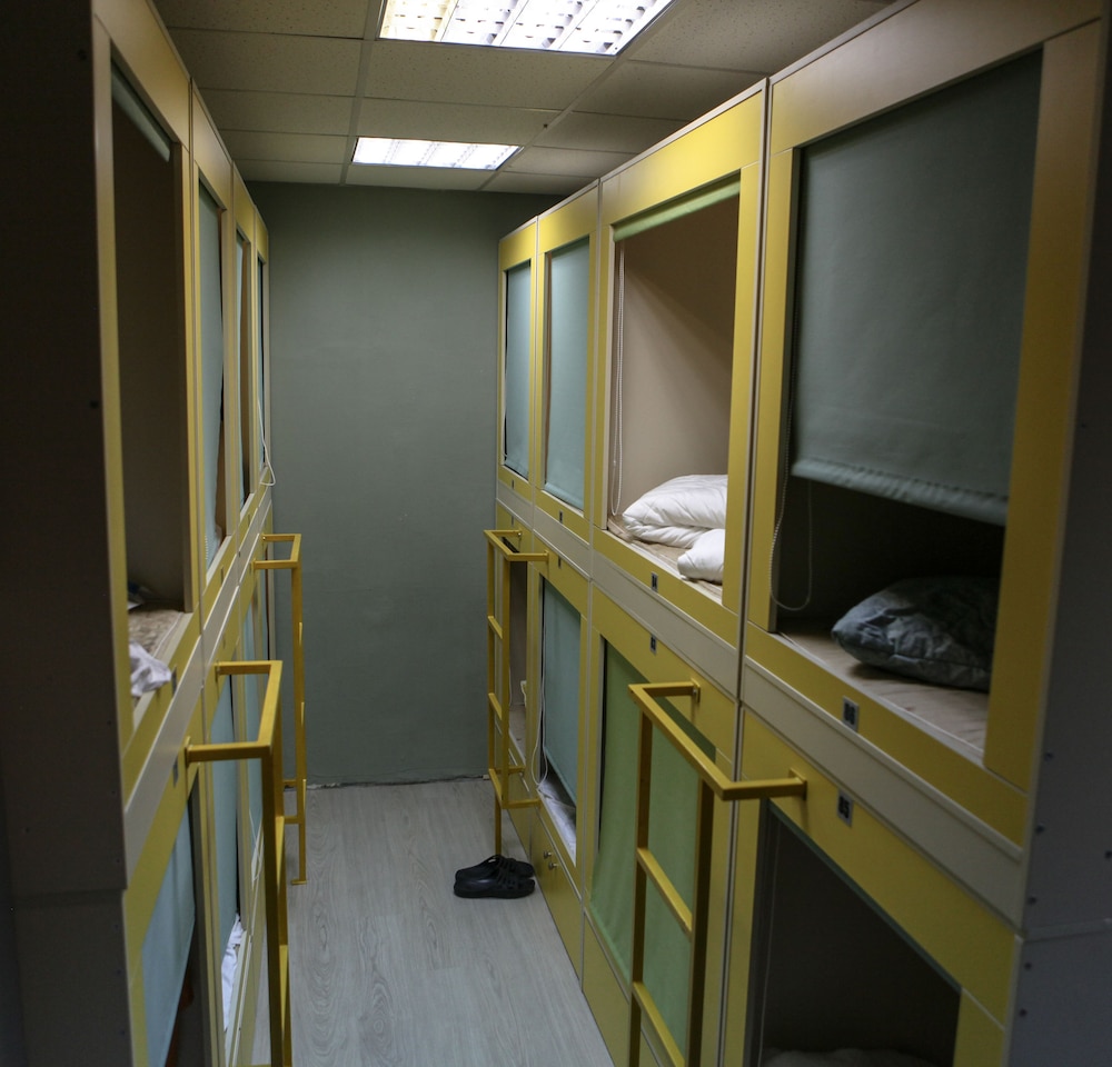 Capsule Hostel Yes