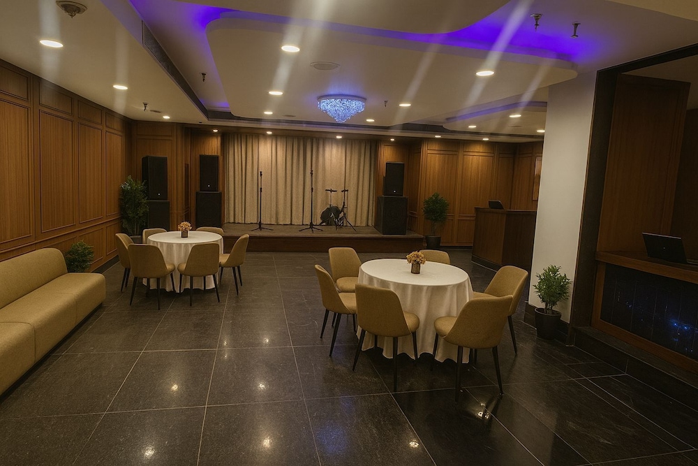 The PratiQ - Signature Boutique Hotel