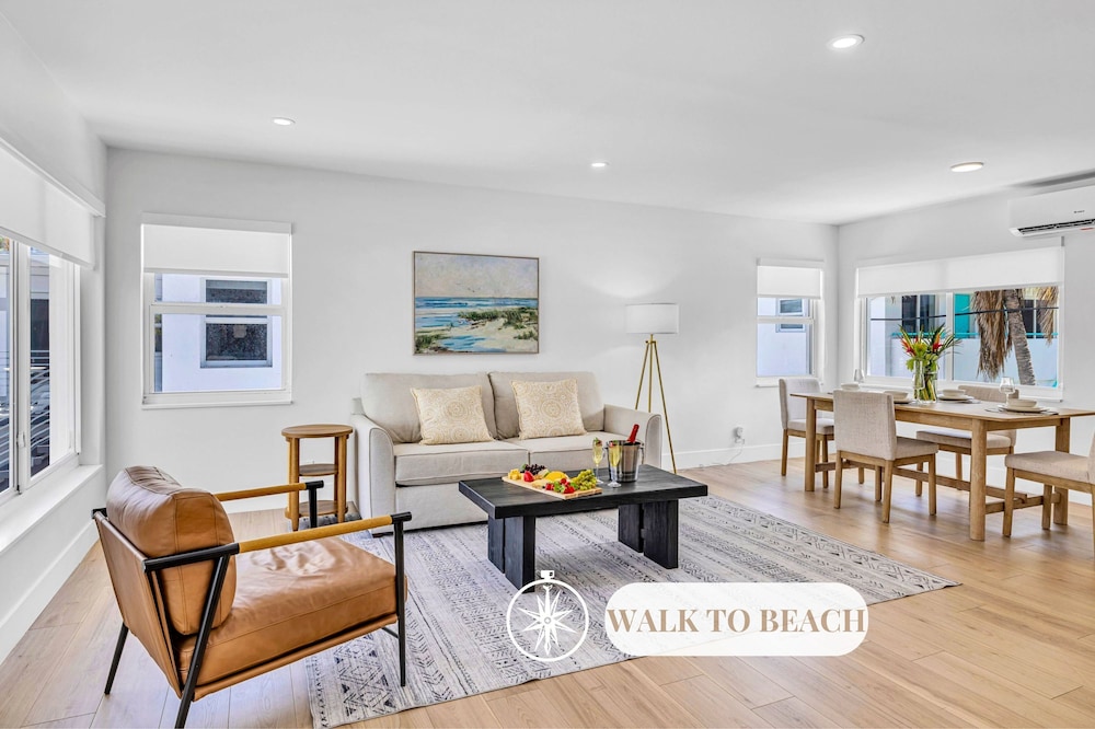 Beach Condo King Bed Lush Patio w BBQ Birch Key Seven