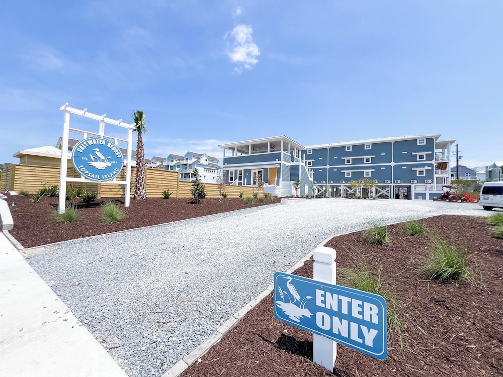 Hotel Saltwater Resort